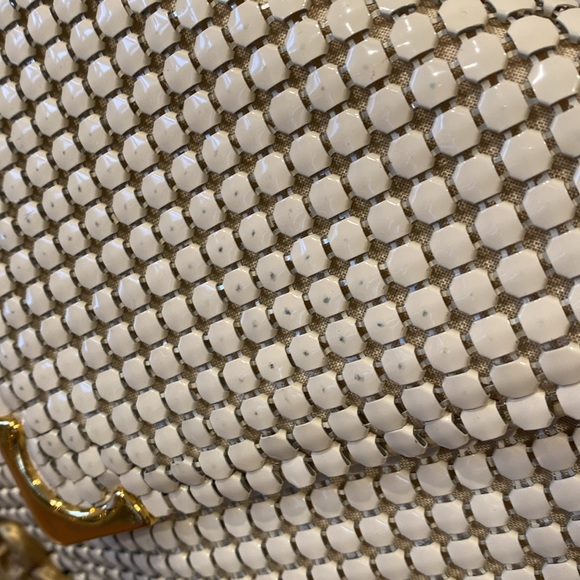 Vintage Metal Mesh Handbag with Chain Handle. Made in Hong Kong. - Picture 2 of 11